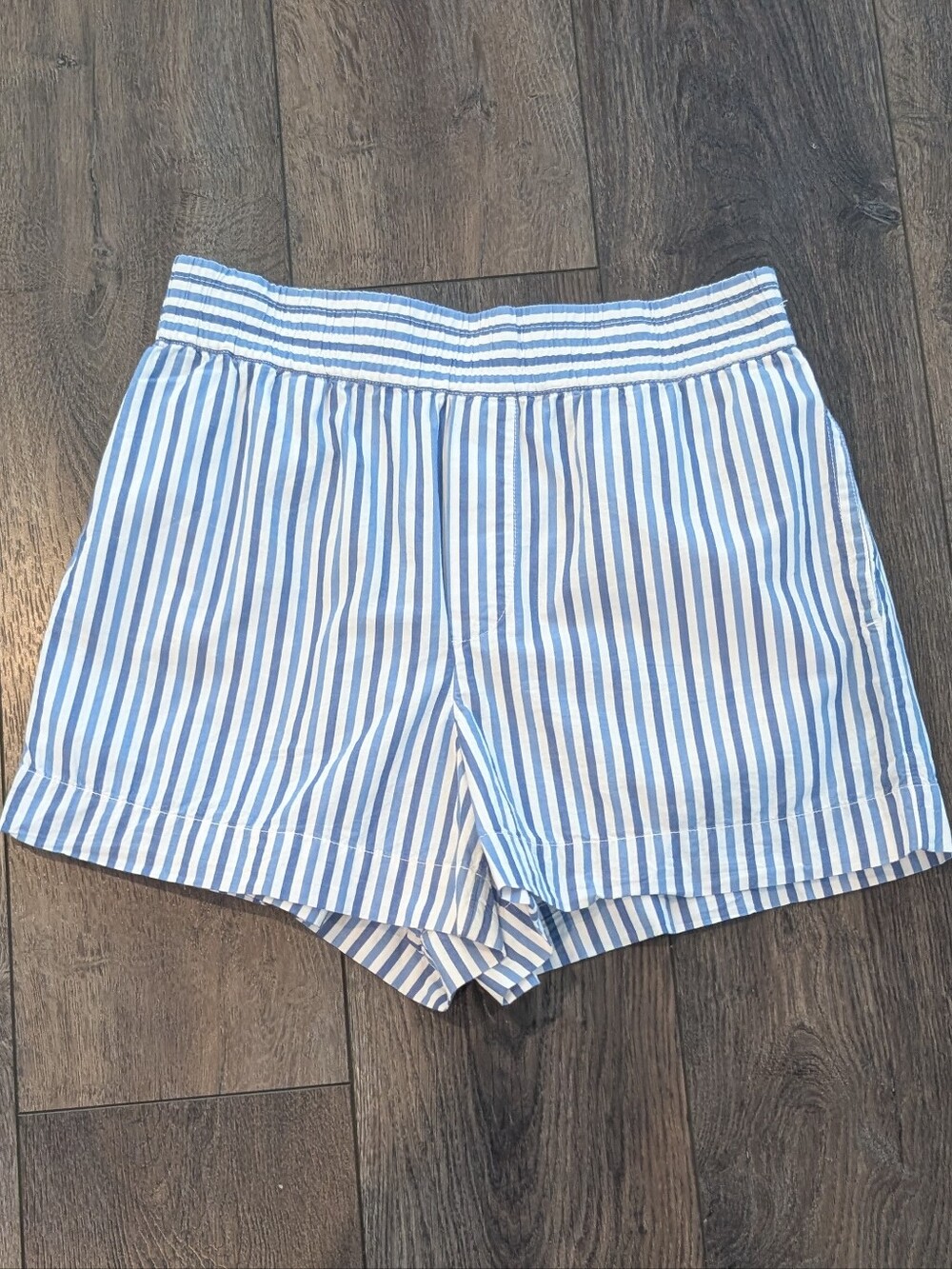 Free Assembly Blue and White Striped Elastic-Waist Shorts XS
